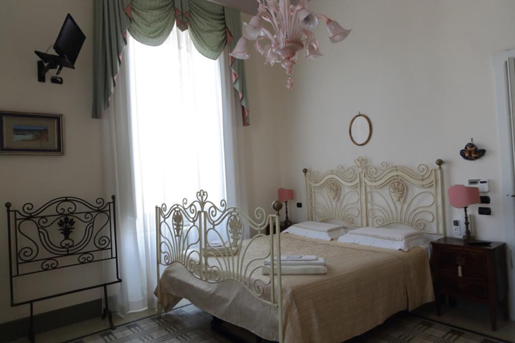 Antica Dimora Villa Della Lupa Лечче Номер фото