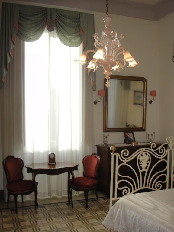 Antica Dimora Villa Della Lupa Лечче Номер фото